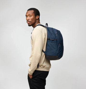 Fjallraven High Coast Backpack 24L - Sustainable Daypack for Urban Adventures & Outdoor Exploration