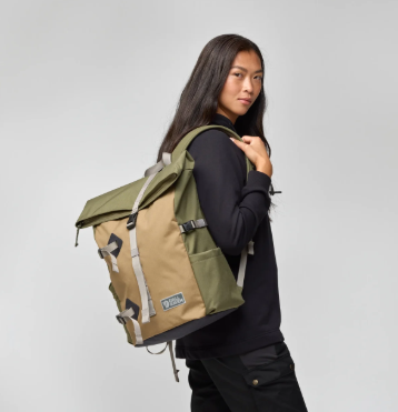 Fjallraven Vardag Foldsack 25 - Sustainable Daypack with Laptop Sleeve