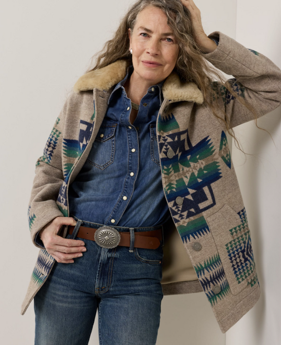 Pendleton Women's Brownsville Shearling Collar Wool Coat – Tan Chief Joseph