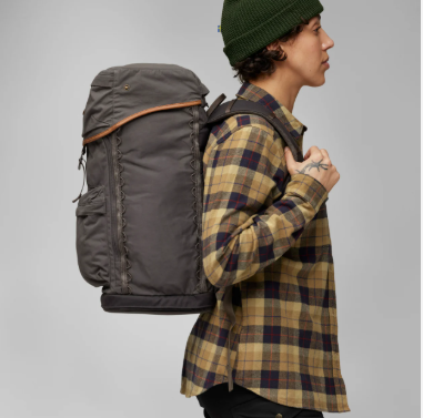 Fjällräven Singi Stubben Backpack with Built-in Seat