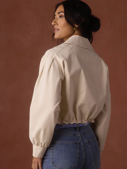 The Normal Brand Gia Lapel Cropped Jacket in Chalk - S2OGLCJK