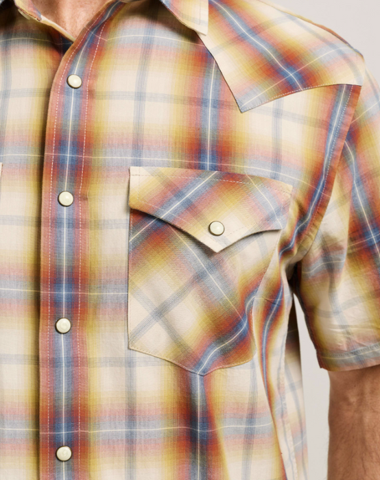 Men's Short-Sleeve Plaid Frontier Shirt - RA1480
