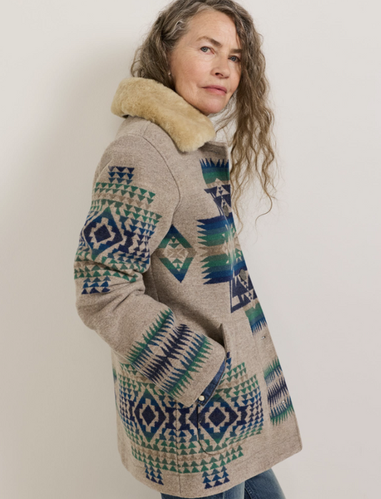 Pendleton Women's Brownsville Shearling Collar Wool Coat – Tan Chief Joseph