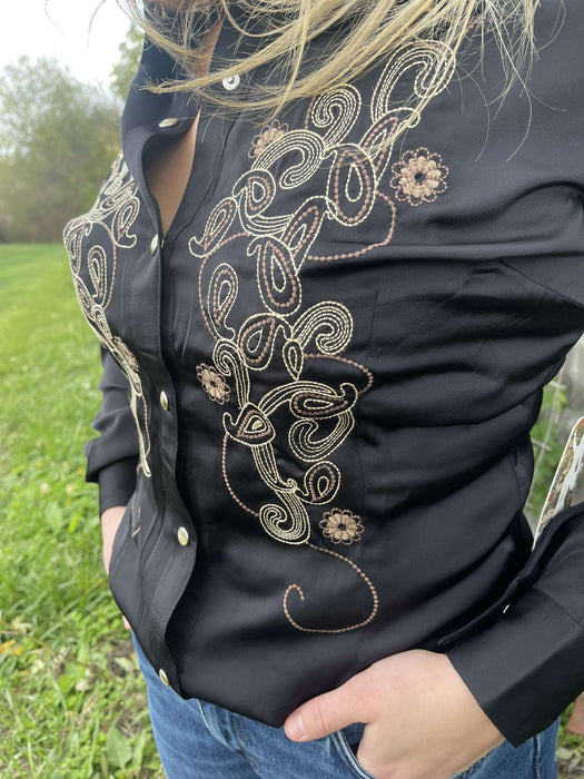 Wrangler x Lainey Wilson Satin Embroidered Western Snap Shirt - Black